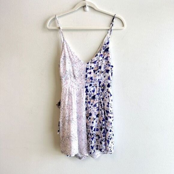 L Space Maria Techno Garden Floral Tie Romper Swim Cover Up Women’s Medium - Picture 7 of 12